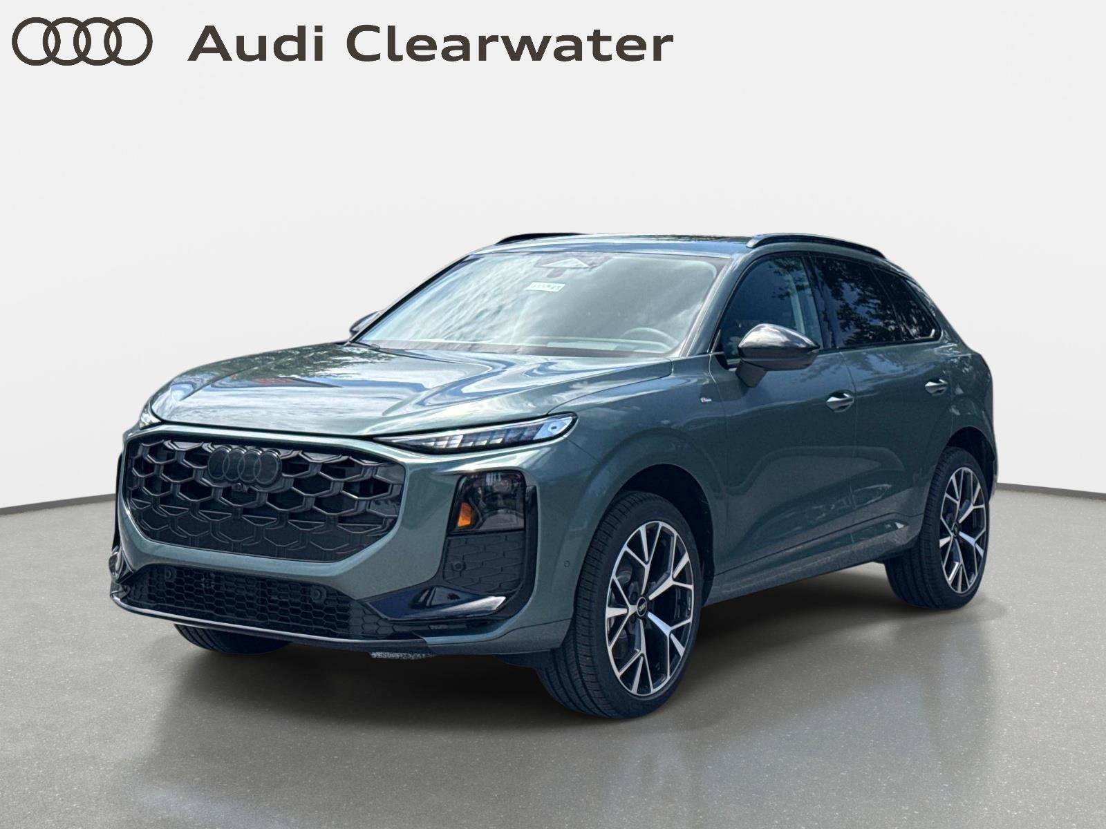 New 2026 Audi Q3 quattro 2.0T AWD/4WD image 1