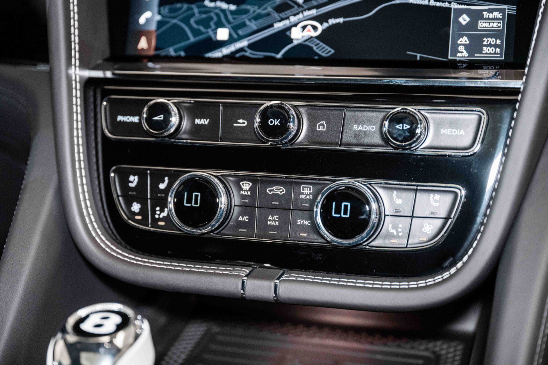 Used 2024 Bentley Bentayga image 36