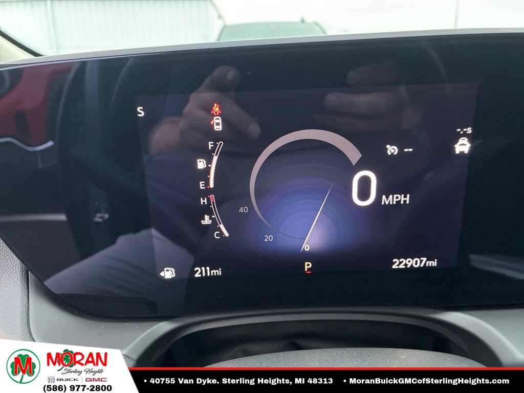 Certified 2024 Buick Encore GX Preferred AWD/4WD image 17