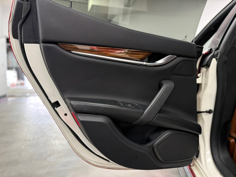 Used 2018 Maserati Ghibli S Q4 image 32