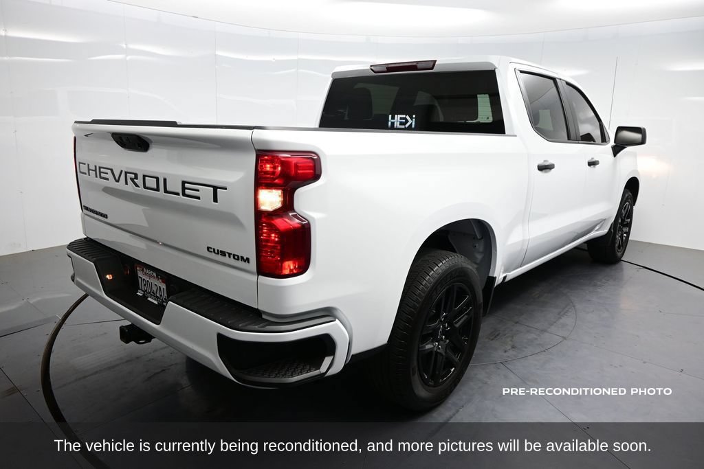 Used 2024 Chevrolet Silverado 1500 Custom w/ LPO, Dark Essentials Package RWD image 6