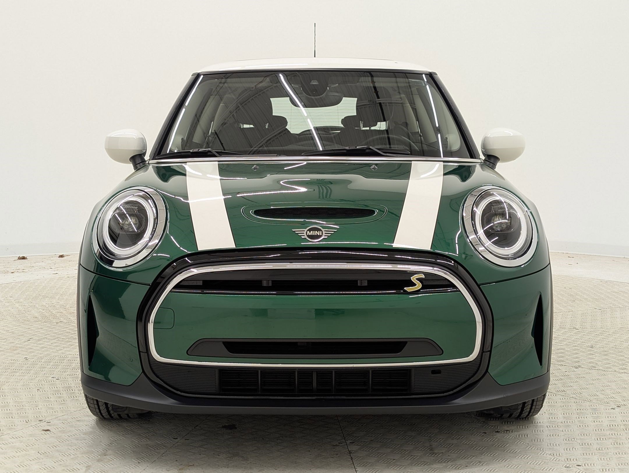 Used 2024 MINI Cooper SE image 6