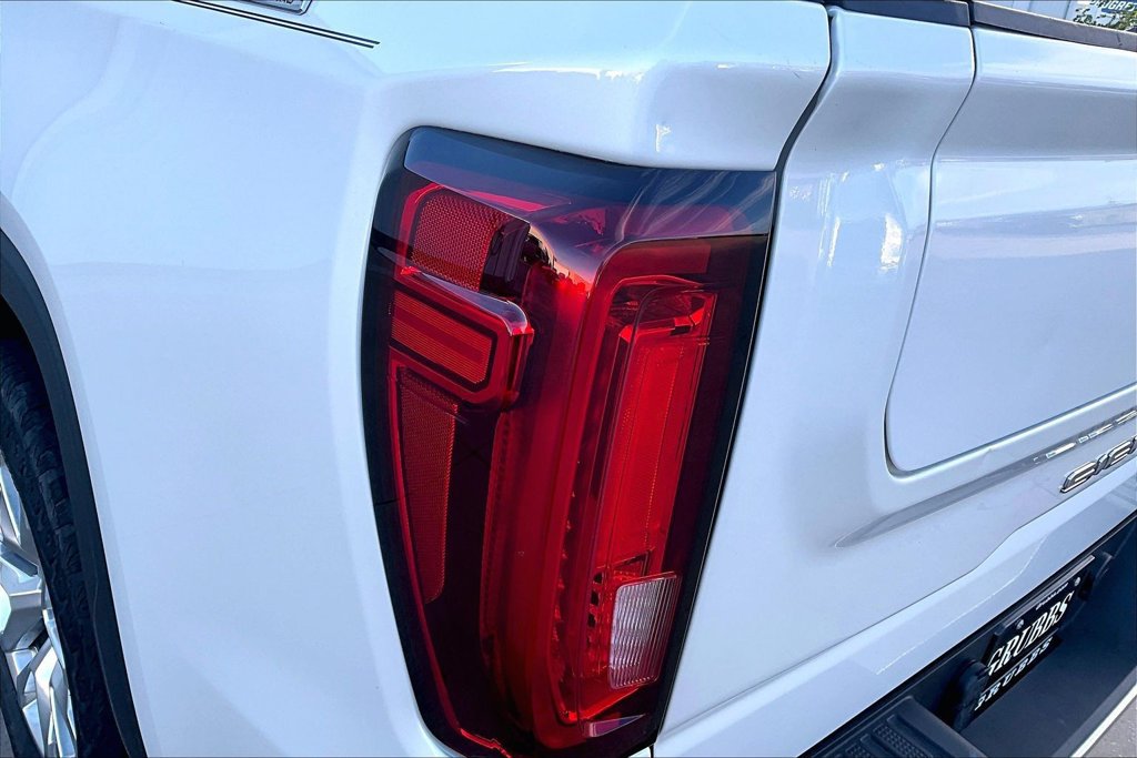 Used 2021 GMC Sierra 1500 SLT w/ SLT Premium Package AWD/4WD image 37