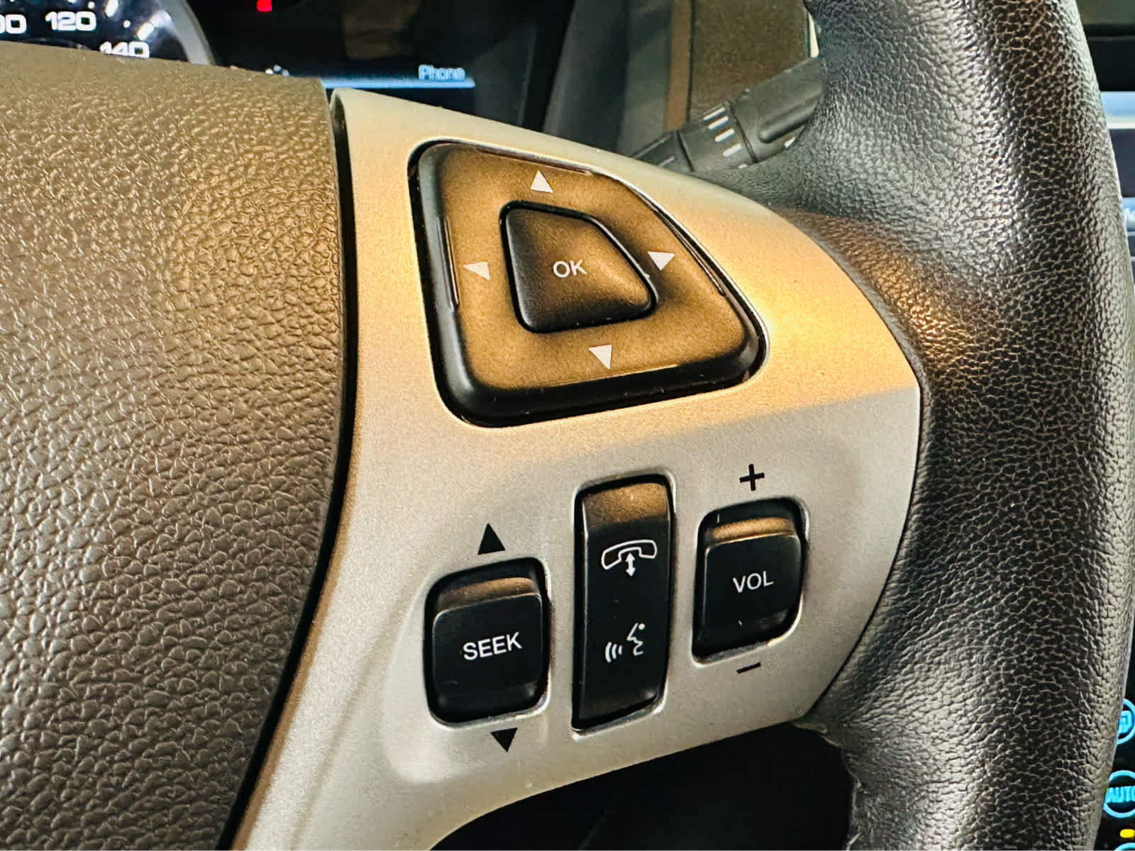 Used 2015 Ford Explorer Limited AWD/4WD image 17