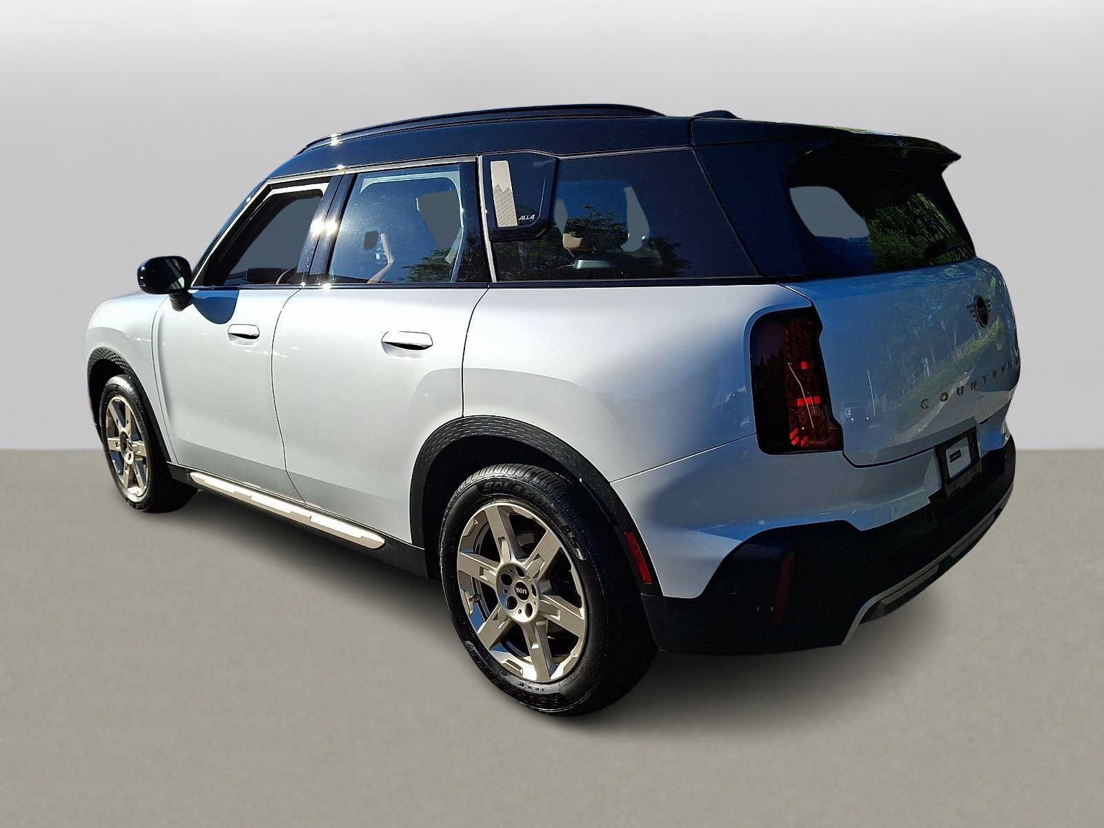 Certified 2025 MINI Cooper Countryman S AWD/4WD image 5