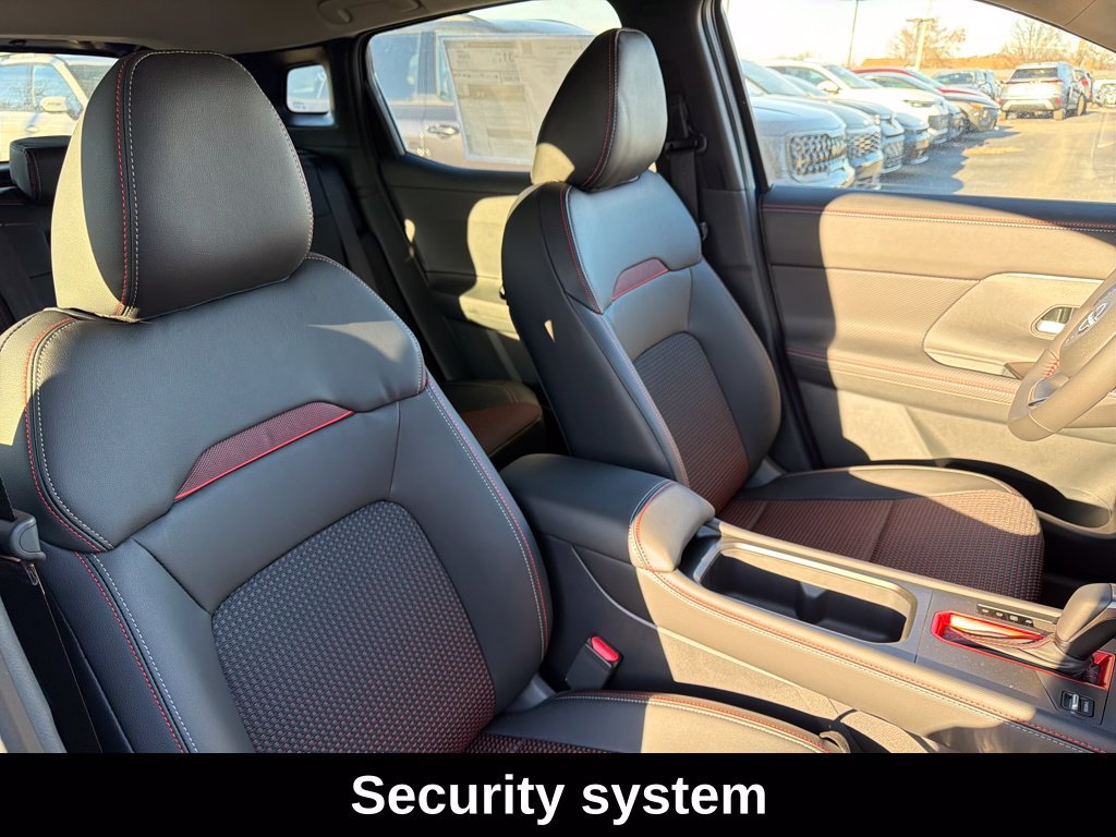 Certified 2026 Nissan Kicks SR FWD image 37