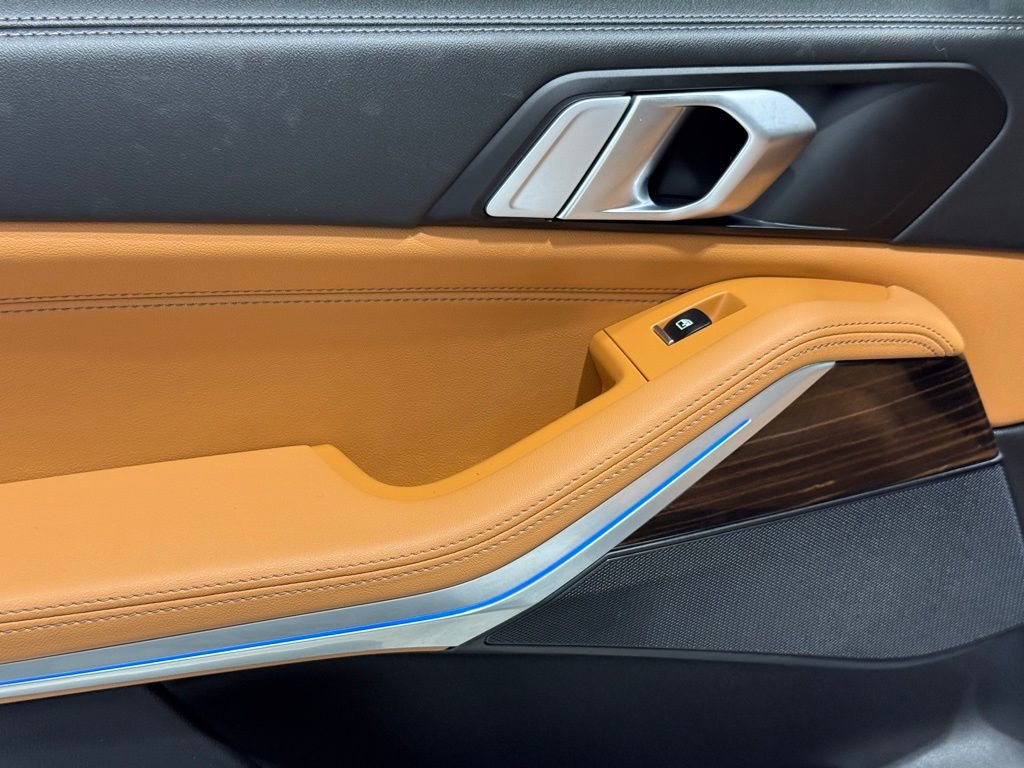 Certified 2024 BMW X5 xDrive50e image 22