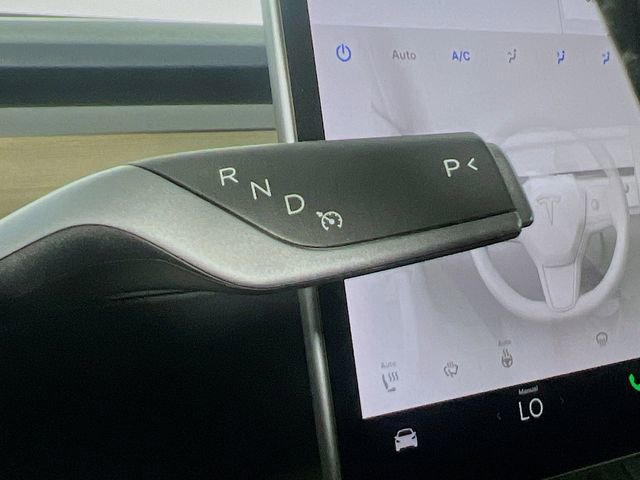 Used 2023 Tesla Model Y Performance image 22