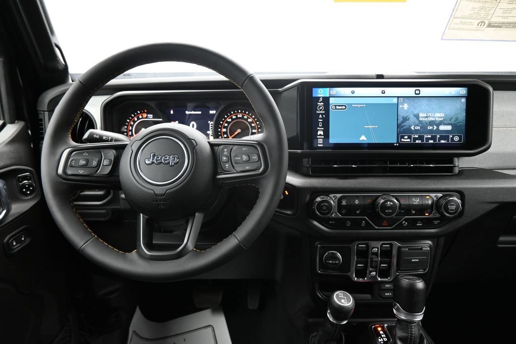 Used 2024 Jeep Gladiator Sport AWD/4WD image 13