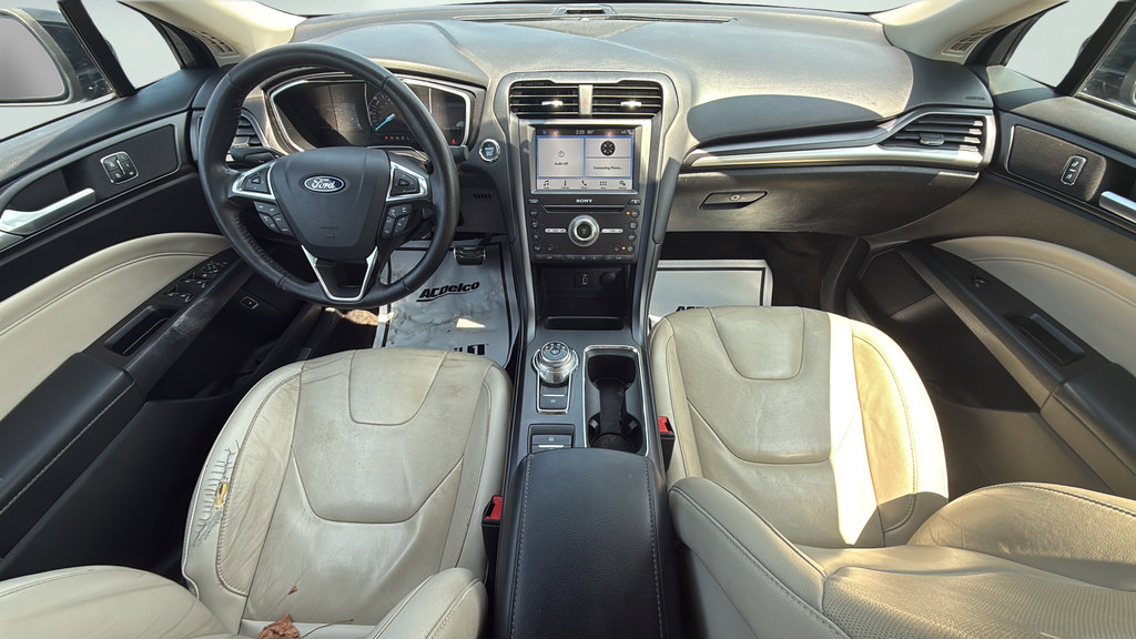 Used 2018 Ford Fusion Titanium FWD image 29