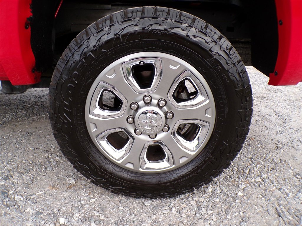 Used 2018 RAM 2500 Laramie w/ Off Road Package image 11