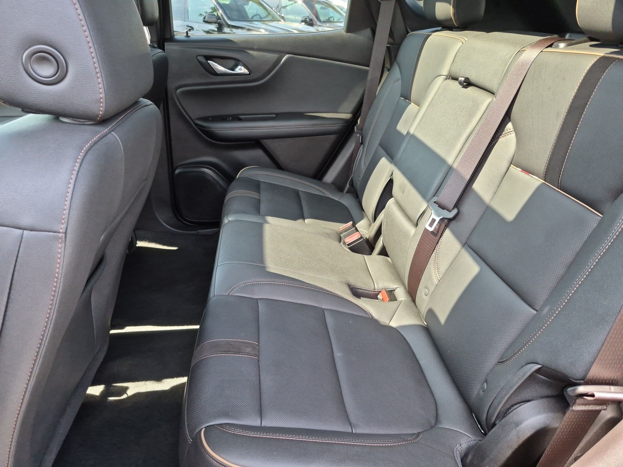 Used 2023 Chevrolet Blazer Premier w/ Driver Confidence II Package FWD image 32