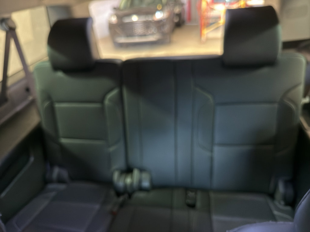 Used 2017 Chevrolet Suburban LT w/ LT Signature Package AWD/4WD image 30