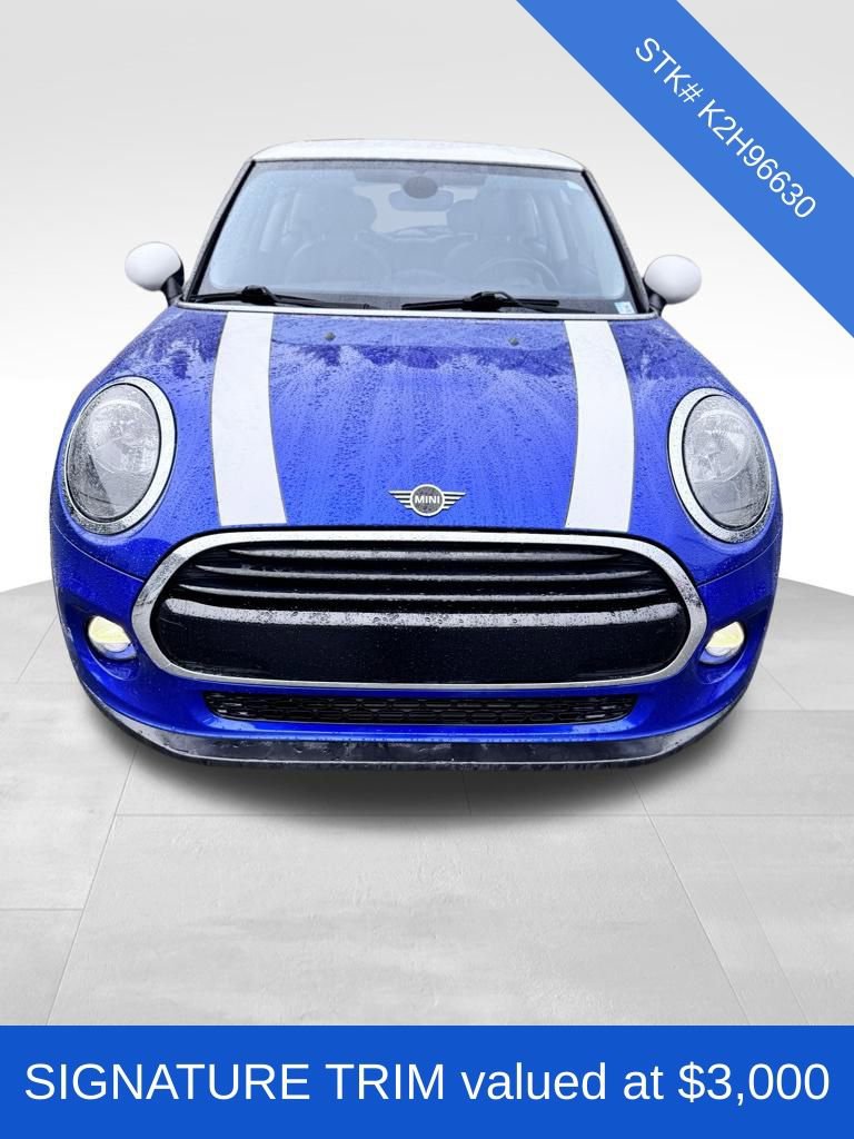 Used 2019 MINI Cooper 2-Door Hardtop w/ Storage Package image 2