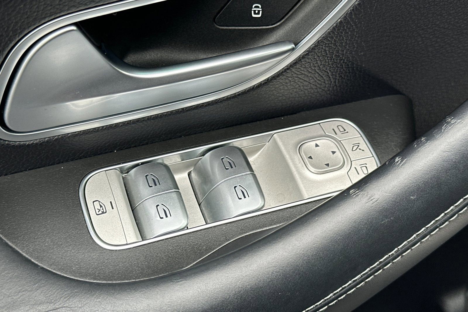 Used 2023 Mercedes-Benz GLE 53 AMG 4MATIC Coupe image 13