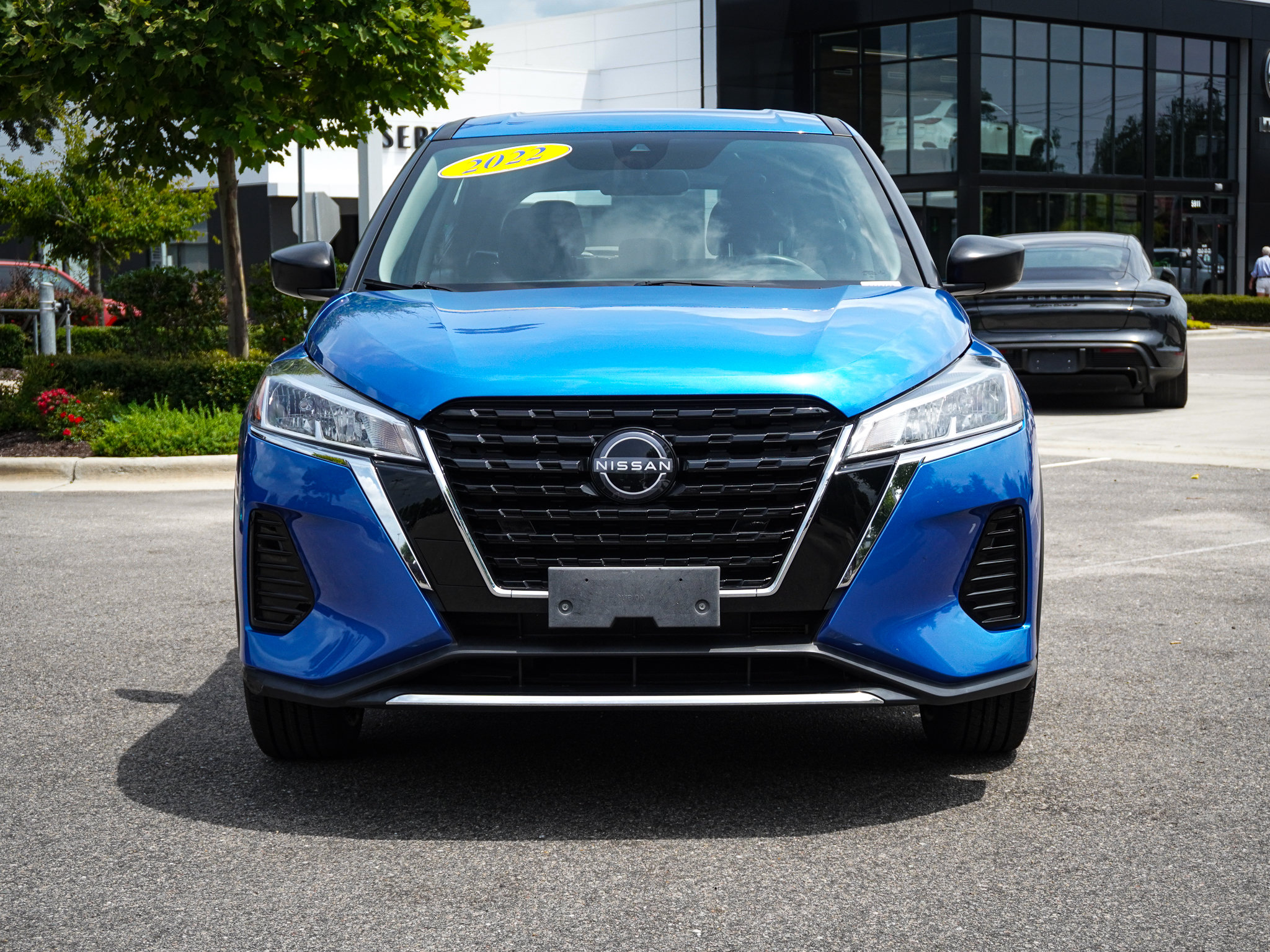 Used 2022 Nissan Kicks S FWD image 3