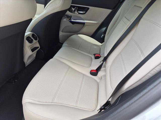 New 2027 Mercedes-Benz GLC 300 4MATIC image 14