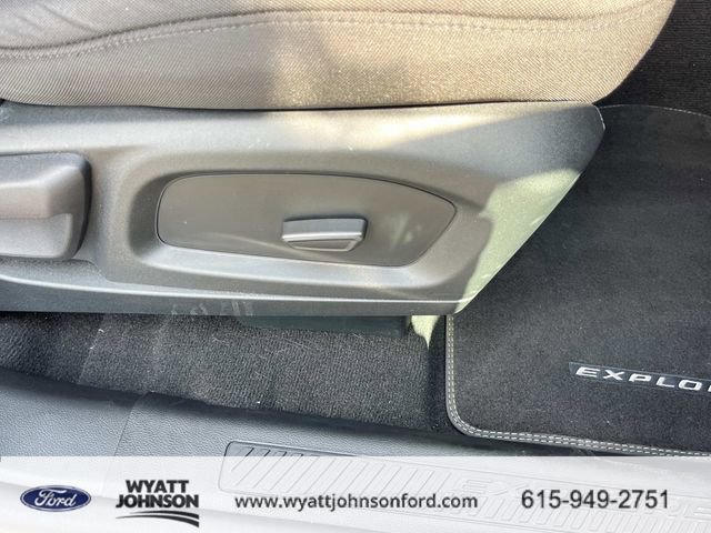 Certified 2024 Ford Explorer XLT RWD image 26