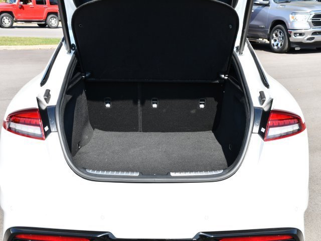 Used 2022 Kia Stinger GT2 image 35