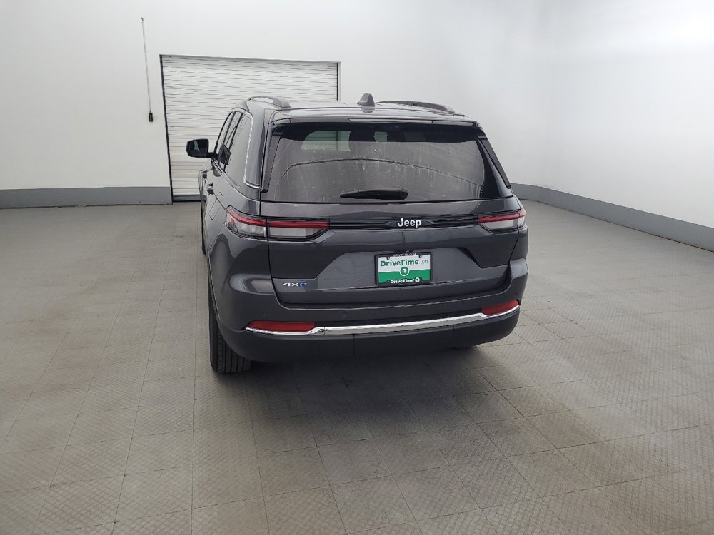 Used 2022 Jeep Grand Cherokee Limited 4xe w/ Luxury Tech Group II AWD/4WD image 6