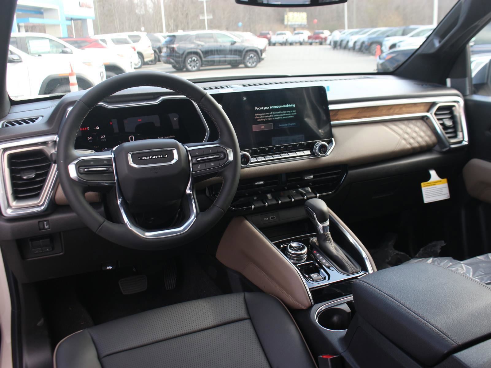 New 2026 GMC Canyon Denali image 15