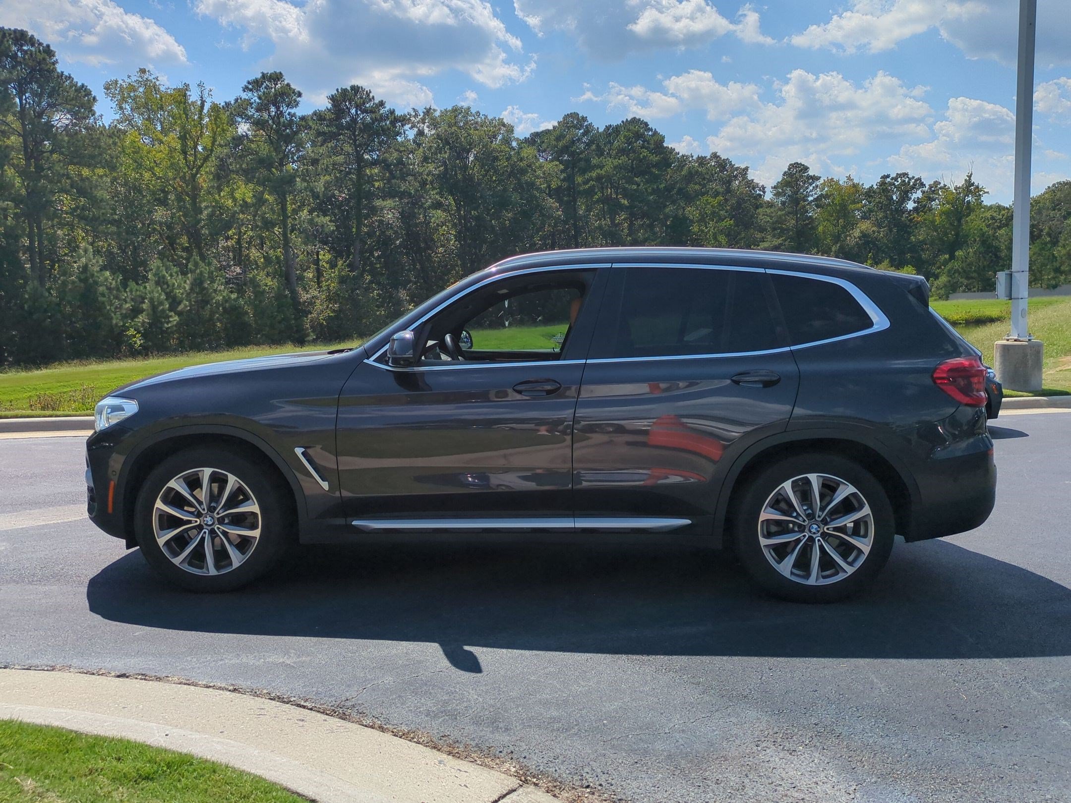 Used 2019 BMW X3 xDrive30i w/ Convenience Package AWD/4WD image 7