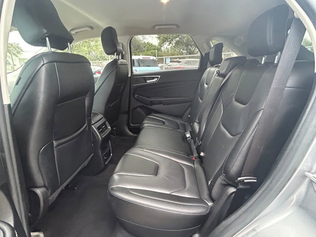 Used 2022 Ford Edge Titanium image 33