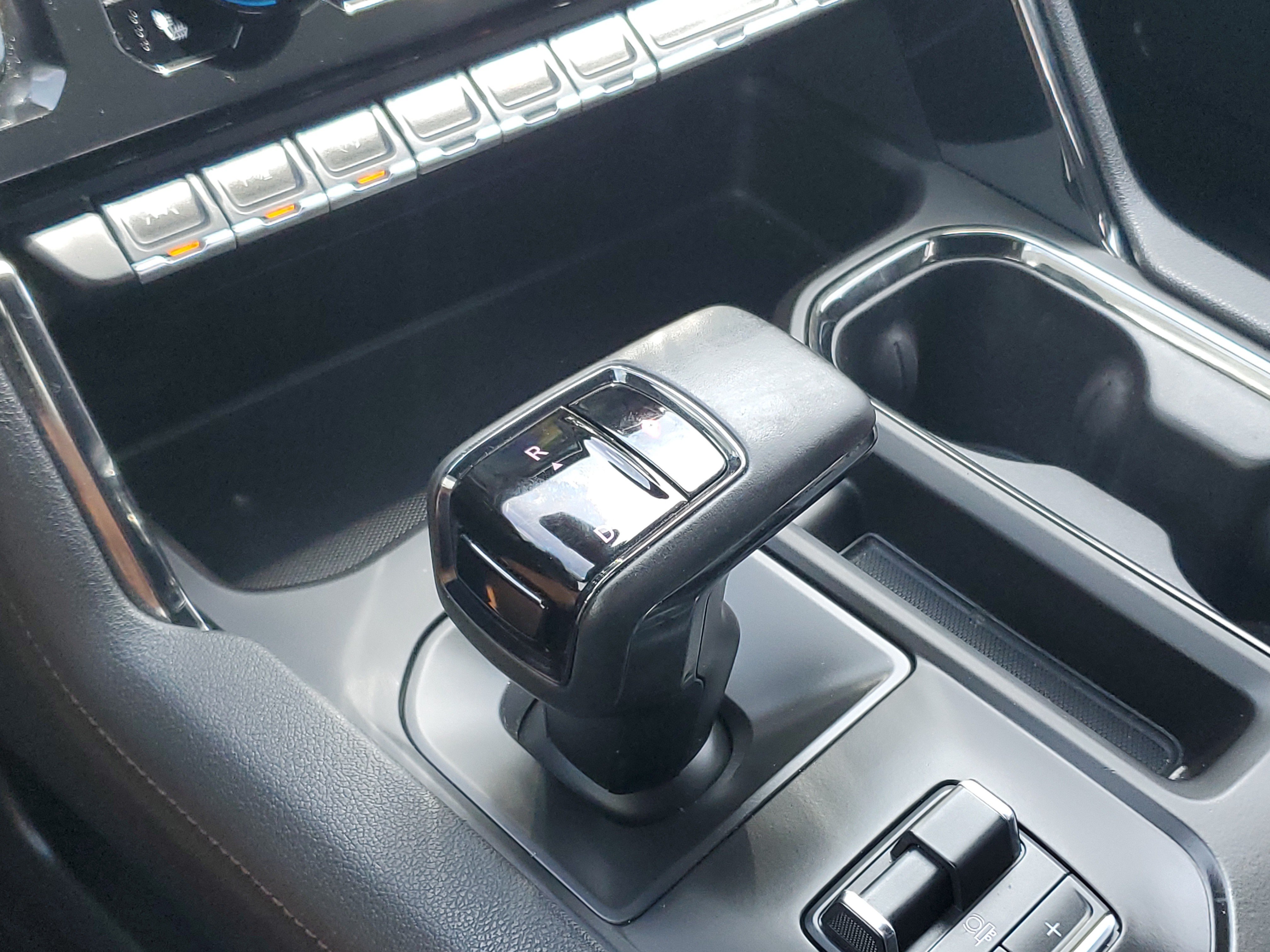 Used 2025 GMC Sierra 1500 AT4 w/ AT4 Premium Package AWD/4WD image 30
