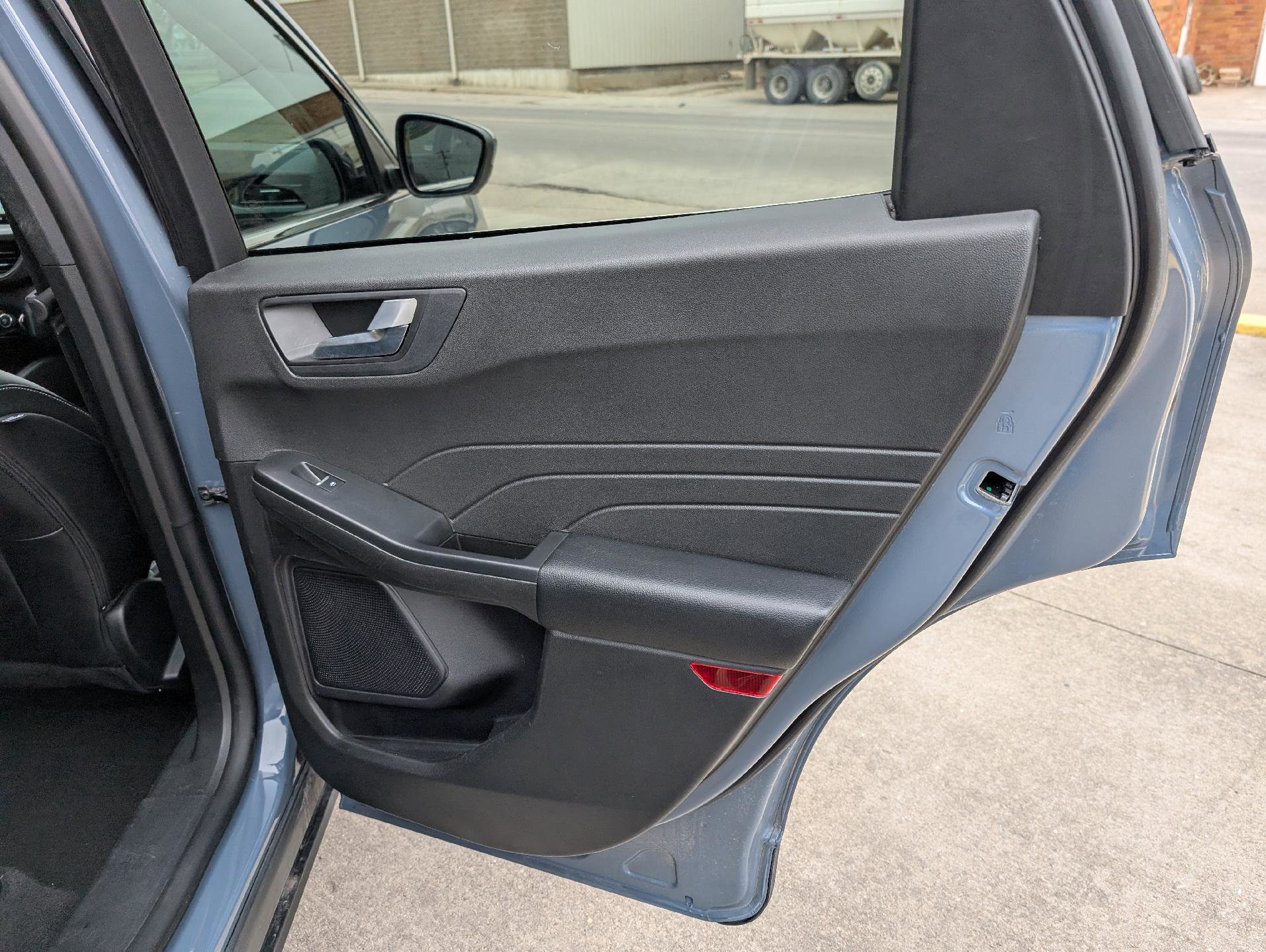 Used 2024 Ford Escape Platinum image 15