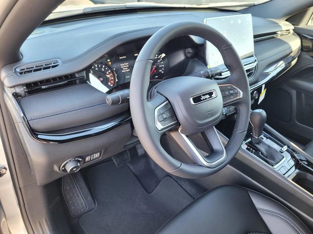 New 2026 Jeep Compass Latitude image 21