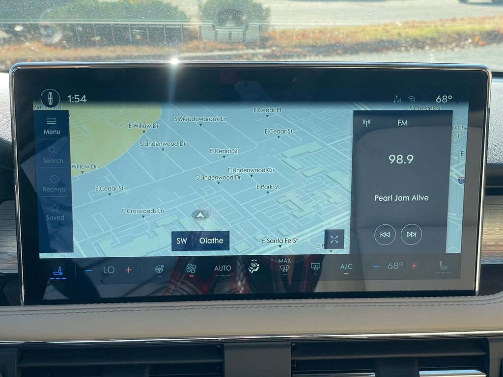 New 2026 Lincoln Corsair Premiere image 12