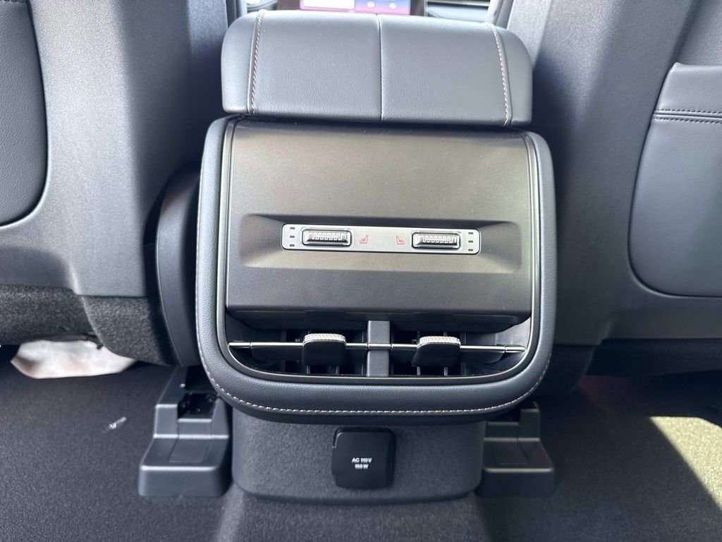New 2026 Lincoln Nautilus Premier w/ Equipment Group 102A AWD/4WD image 16