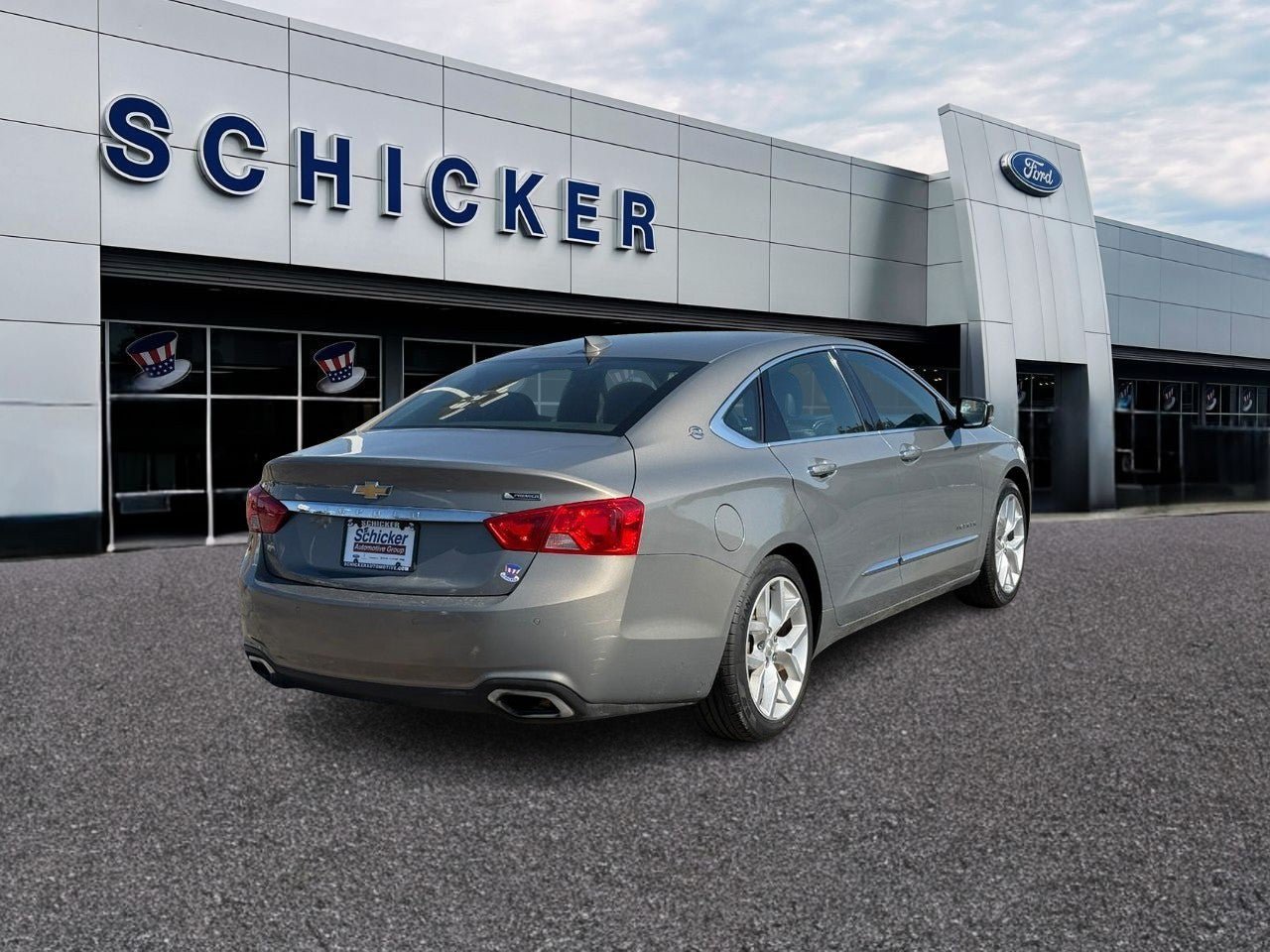 Used 2019 Chevrolet Impala Premier FWD image 2