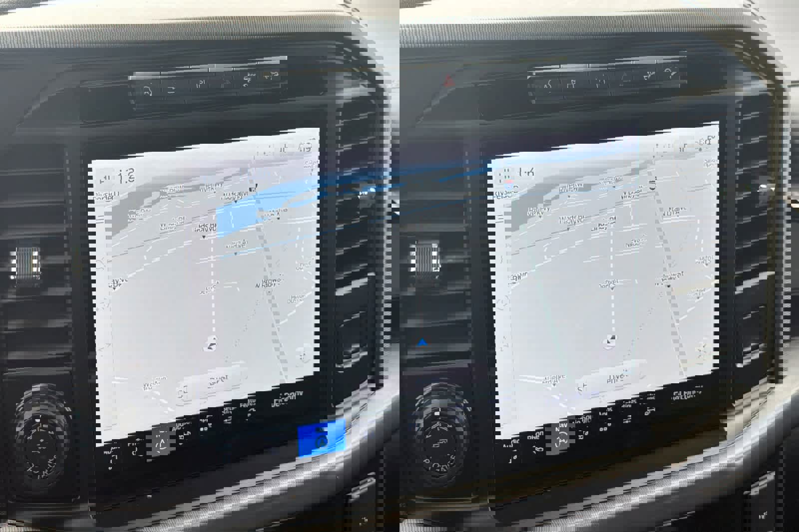 Used 2024 Ford F150 Platinum w/ Equipment Group 702A High image 18