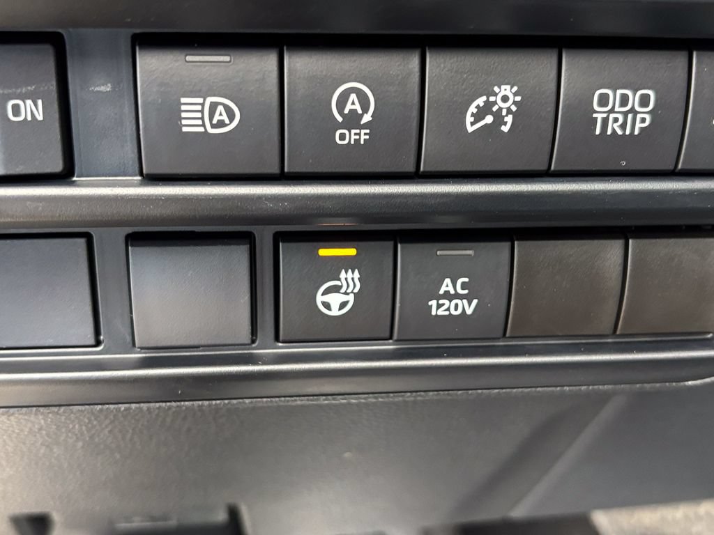 Used 2023 Toyota Tundra Platinum AWD/4WD image 27