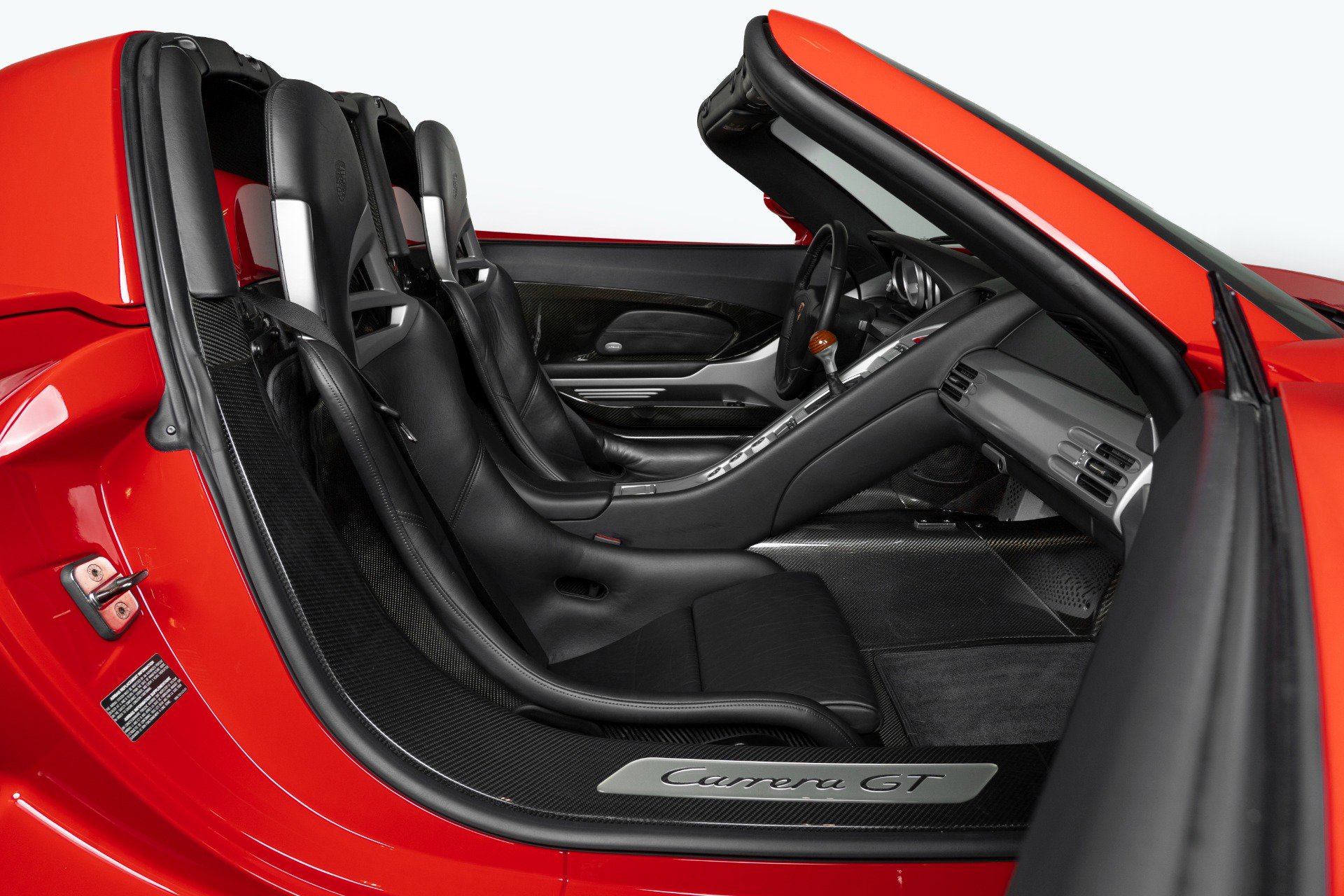 Used 2004 Porsche Carrera GT image 28