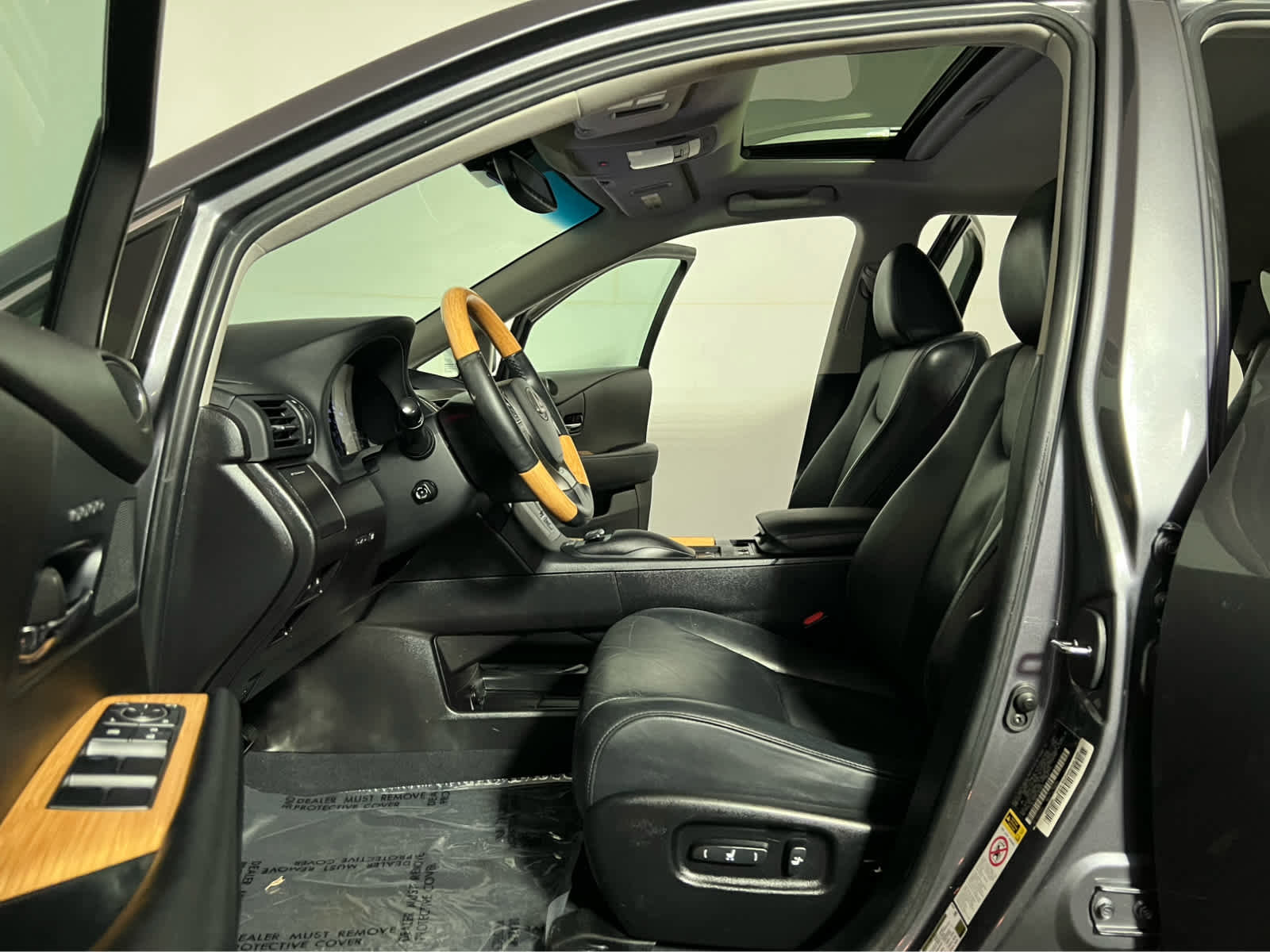 Used 2015 Lexus RX 450h AWD image 20