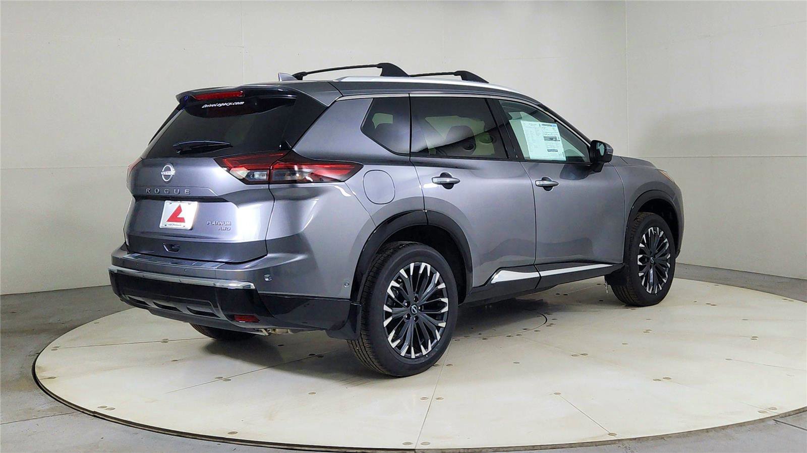 New 2026 Nissan Rogue Platinum w/ Platinum Premium Package image 7