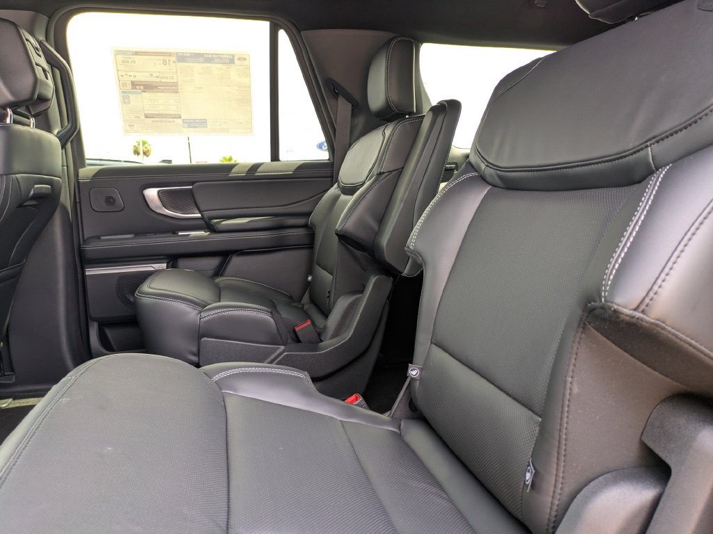 New 2027 Ford Expedition Max Platinum w/ Stealth Appearance Package RWD image 16
