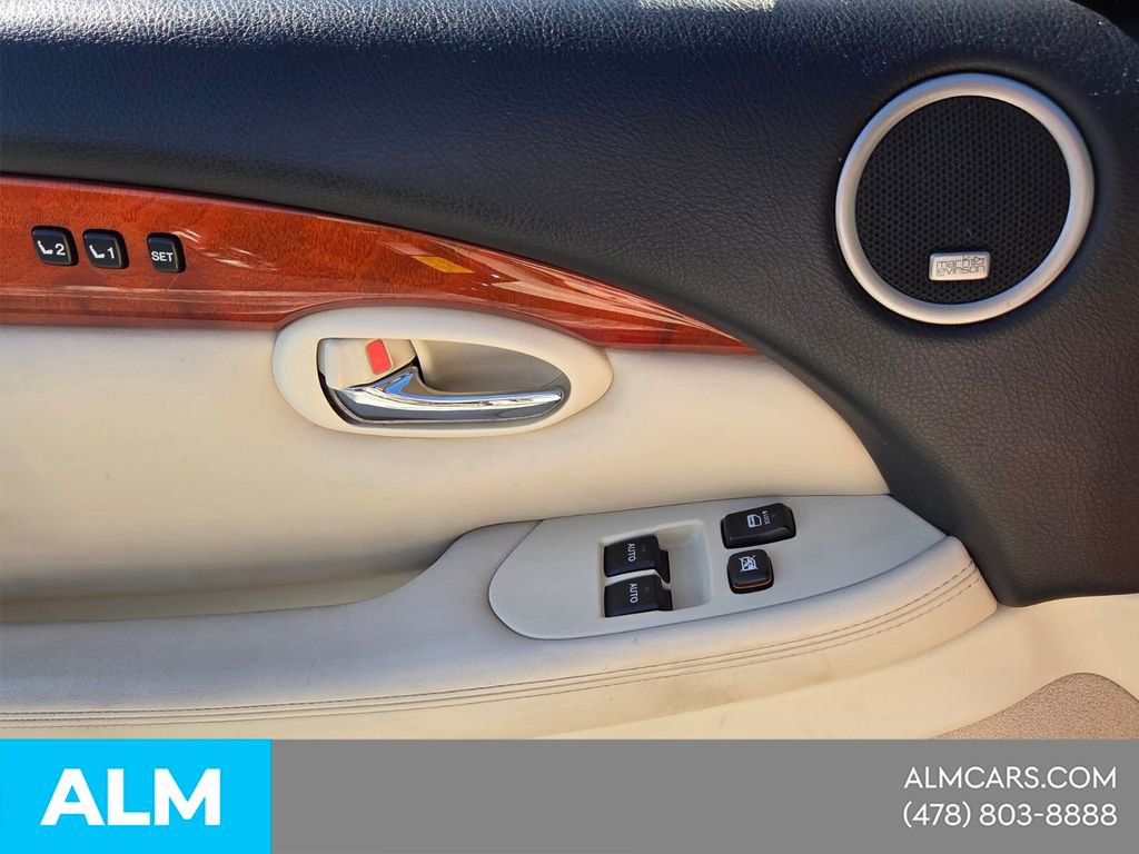 Used 2006 Lexus SC 430 Convertible image 24