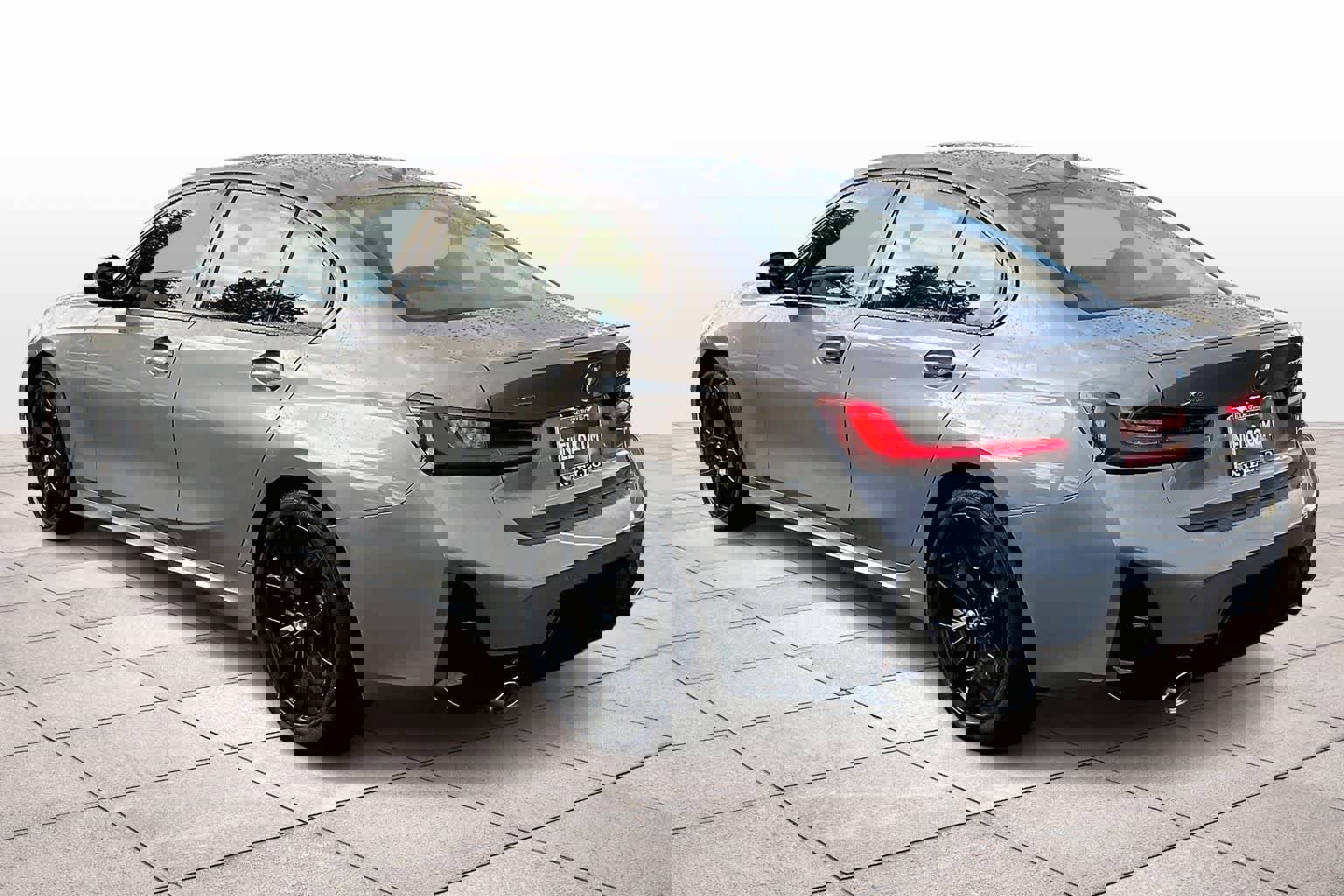 Used 2025 BMW 330i xDrive Sedan image 14