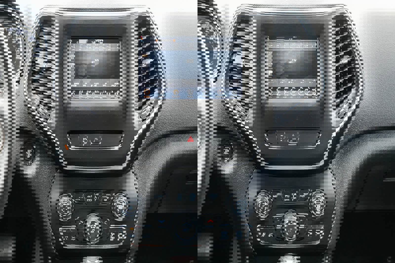 Used 2019 Jeep Cherokee Latitude Plus image 13