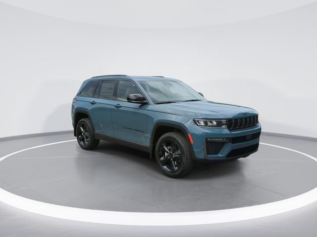 New 2026 Jeep Grand Cherokee Limited w/ Limited Altitude Package RWD image 2