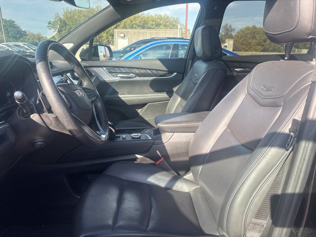 Used 2023 Cadillac XT6 Premium Luxury AWD/4WD image 3