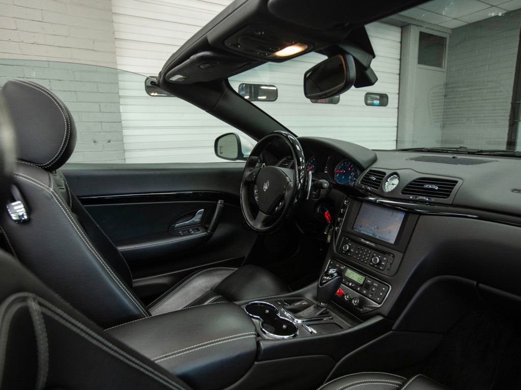 Used 2013 Maserati GranTurismo Convertible RWD image 16