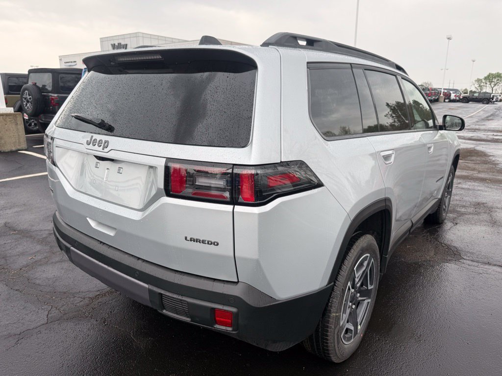 New 2026 Jeep Cherokee Laredo AWD/4WD image 3