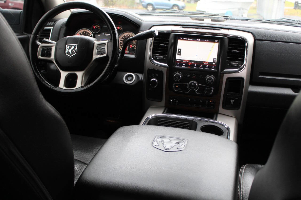 Used 2018 RAM 2500 Laramie w/ Snow Chief Group AWD/4WD image 39