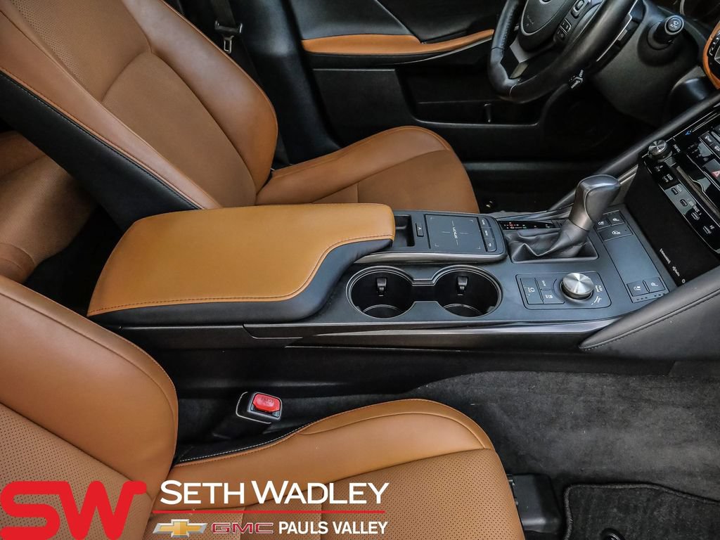 Used 2022 Lexus IS 300 w/ Premium Package RWD image 18