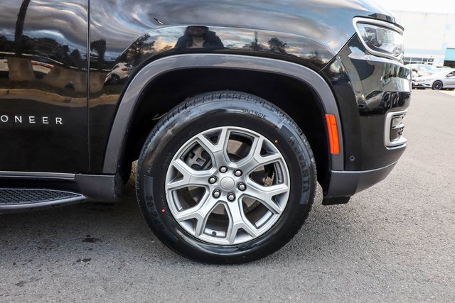 Used 2022 Jeep Wagoneer Series II image 27