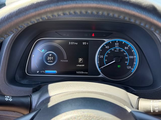 Certified 2025 Nissan Leaf SV Plus FWD image 15